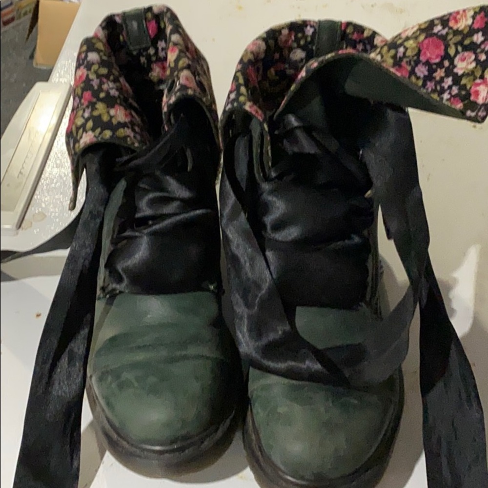 Doc Martens size 8